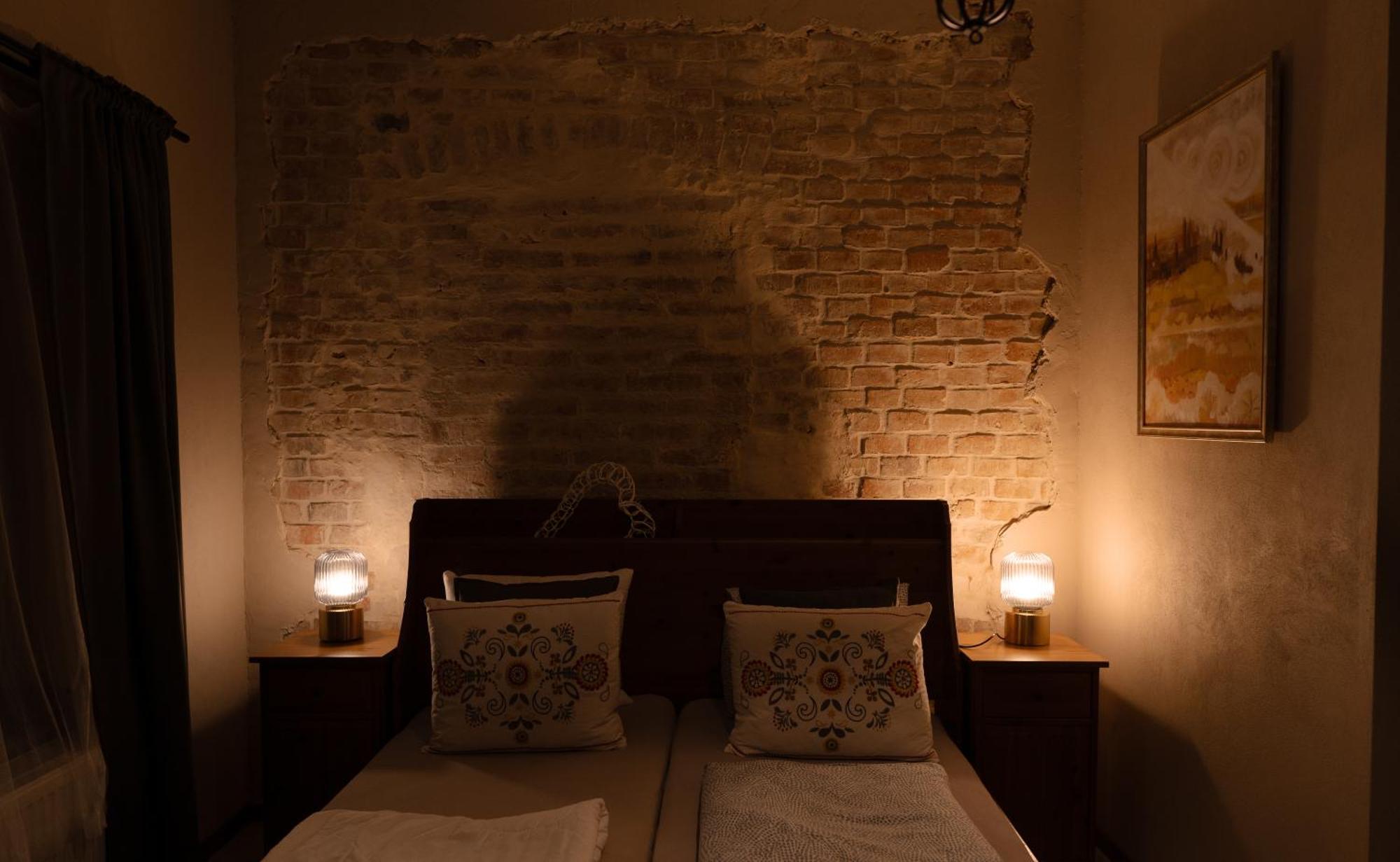 Bed and Breakfast Uroczysko Olesnica Ходзеж Экстерьер фото